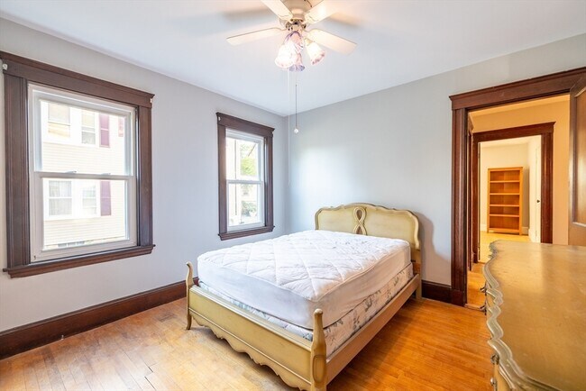 Building Photo - 35 Hosmer St