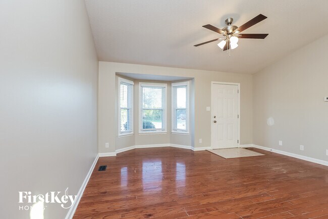 Building Photo - 236 Centennial Dr