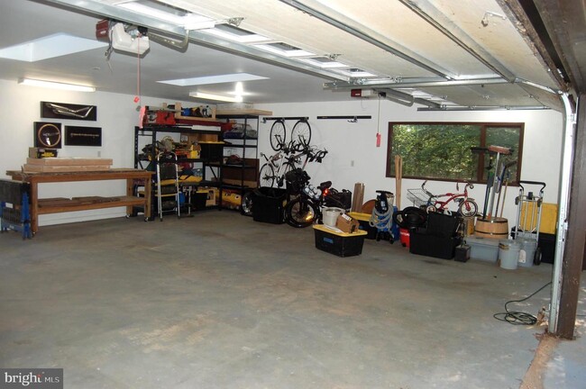 Building Photo - 9728 Swift Creek Ct
