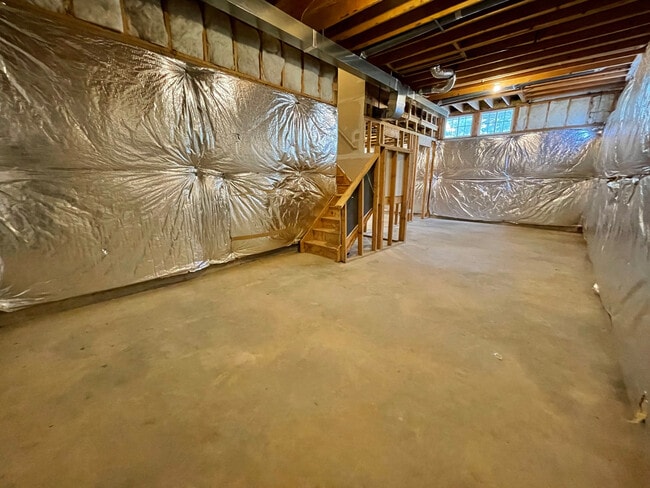 Building Photo - 45586 Curley Ct