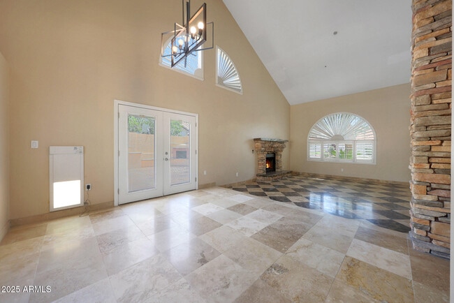 Building Photo - 8830 E Carol Way