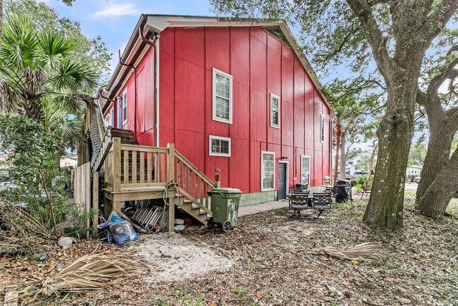 Building Photo - Folly Beach Apartment: Steps From All The Action