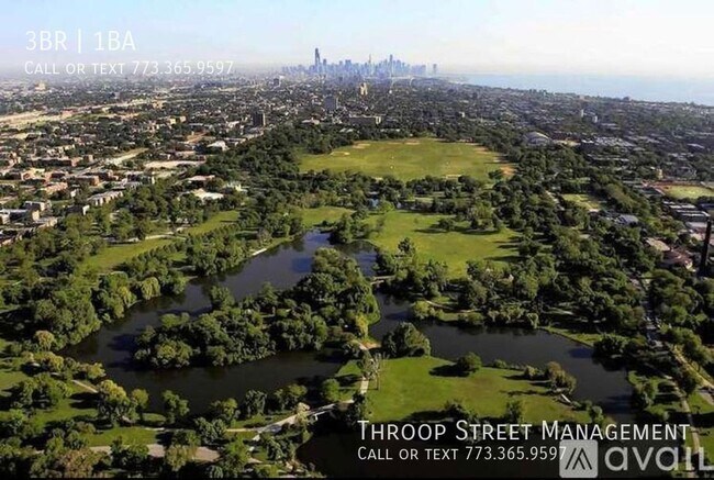 Building Photo - 6032 S St Lawrence Ave