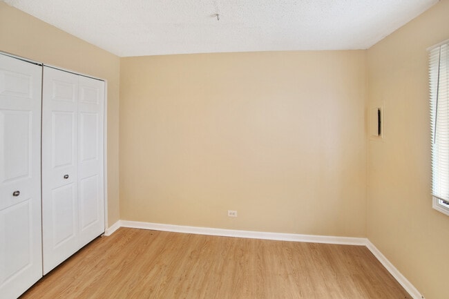 Building Photo - 3382 Fox Hill Rd