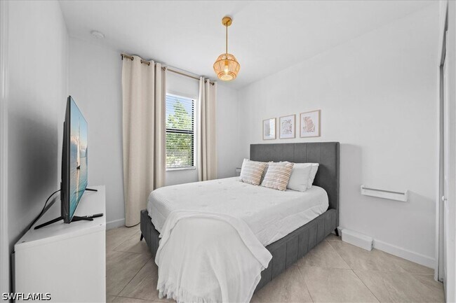 Building Photo - 14470 Secret Garden Cove