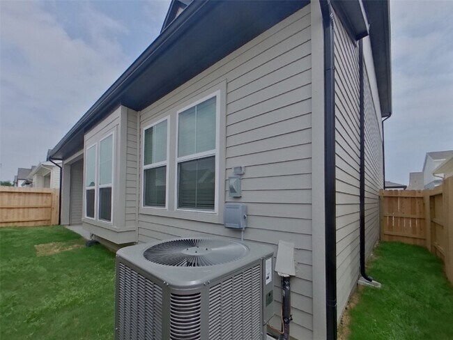 Building Photo - 22822 Terrazzo Dr