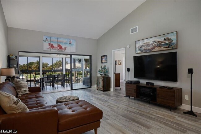 Building Photo - 15489 Admiralty Cir