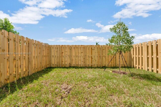 Building Photo - 11926 SW 247th Ter