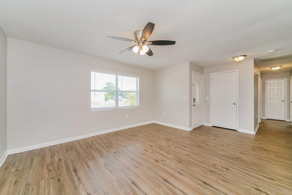 Building Photo - 309 Vaniman Ave