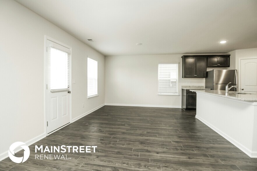 Building Photo - 148 Westcott St