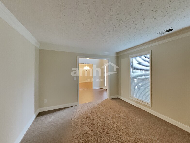 Building Photo - 1151 Folkstone Dr