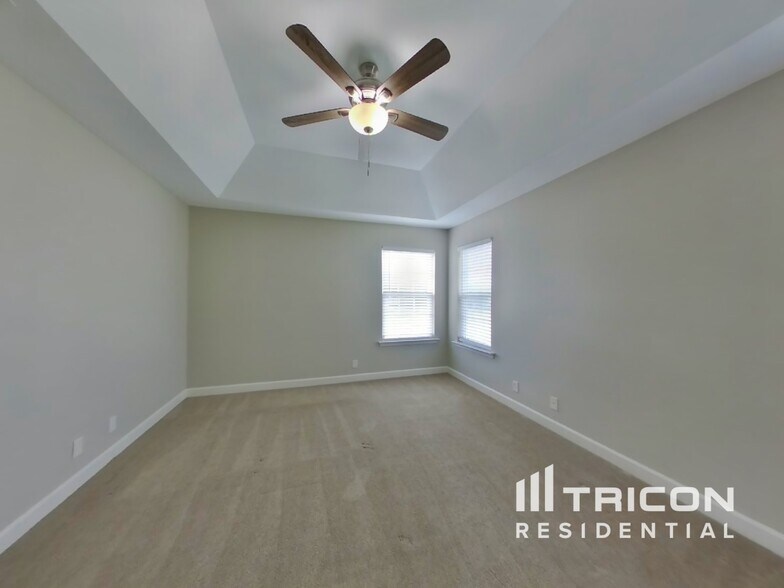 Building Photo - 1629 Good Day Ct
