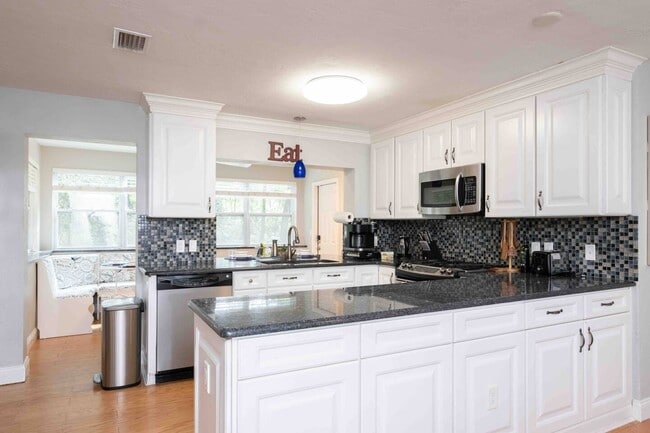 Building Photo - 111 NW 24th St