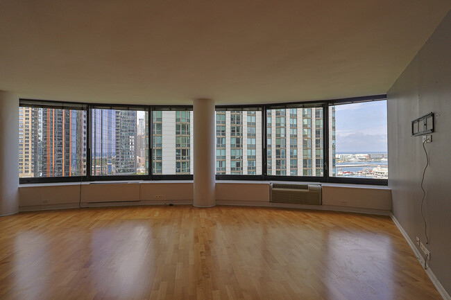 Building Photo - 155 N Harbor Dr