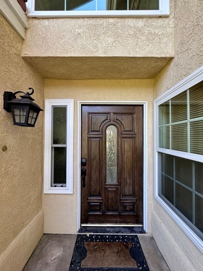 Building Photo - 5 bedroom South Temecula home with a Pool ...