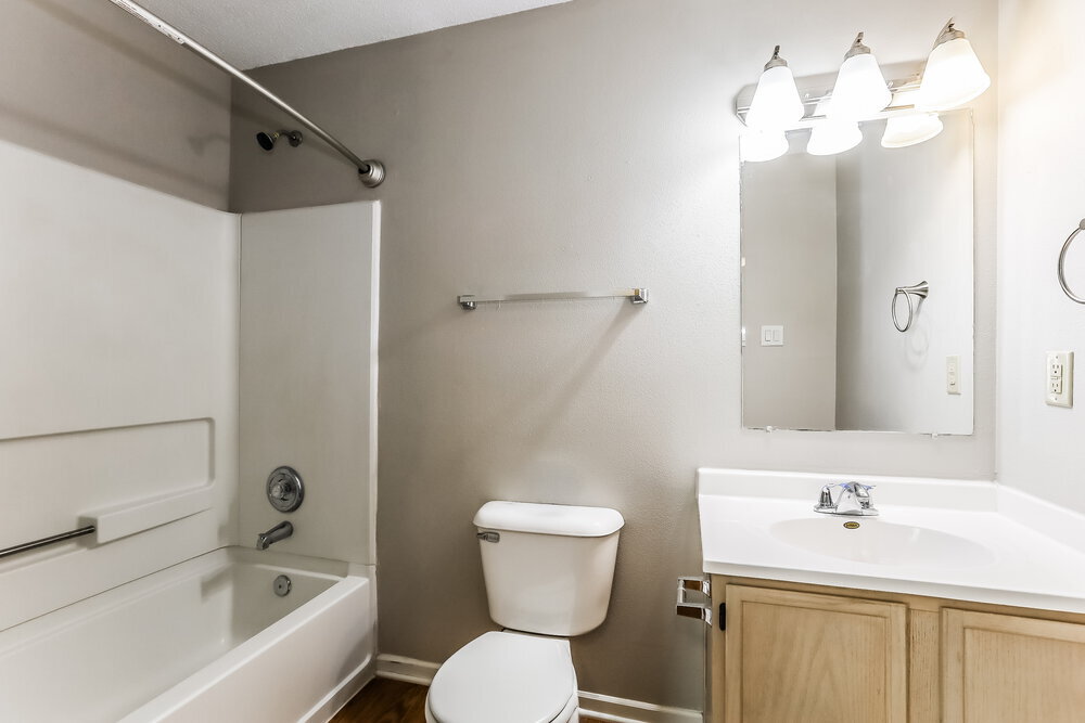 Building Photo - 35 Frostwood Ln