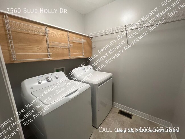 Building Photo - 7560 Blue Holly Dr