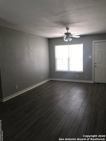 Building Photo - 451 Natalen Ave