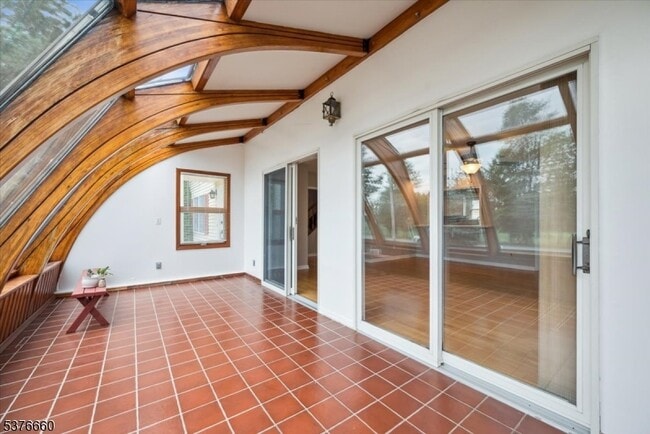 Building Photo - 119 Braidburn Rd
