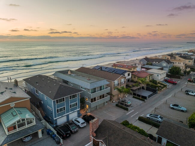 Building Photo - 1812 Ocean Front