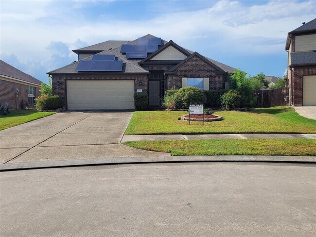 Building Photo - 6619 Halcyon Days Dr