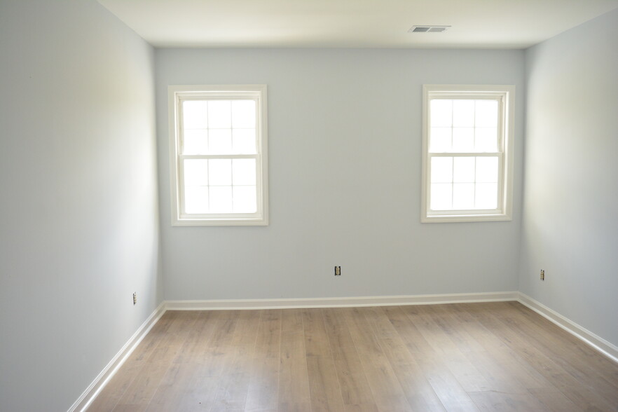 Upstairs Bedroom #2 - 4506 Spyglass Dr