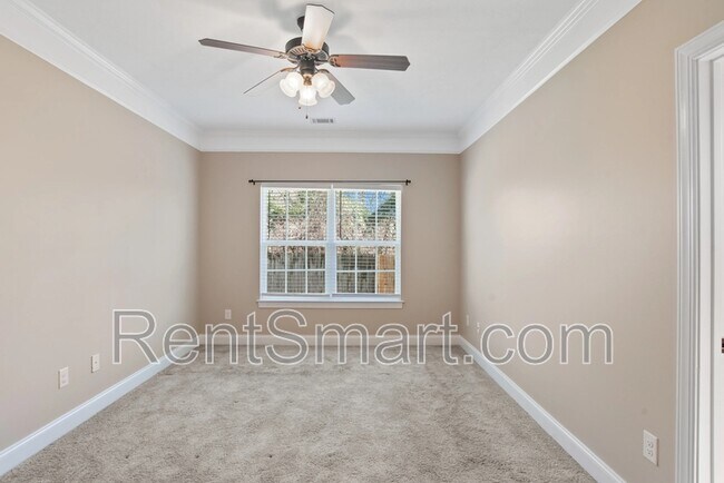 Building Photo - 418 Riley Ln