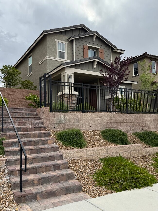 Building Photo - 2661 Piroli St