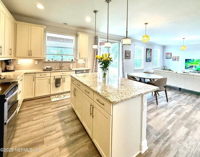 Building Photo - 6887 Azalea Grove Dr
