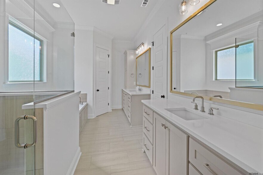 Building Photo - 17452 Lions Ear Ln