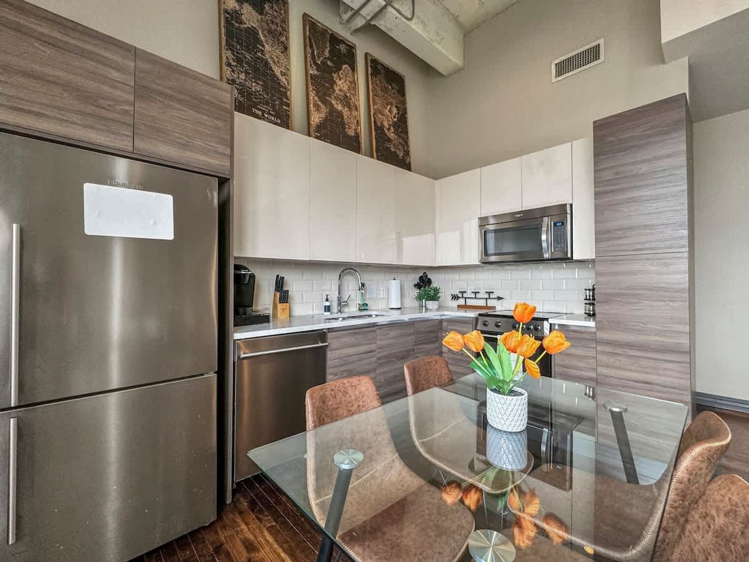 Building Photo - 500 S Ervay St