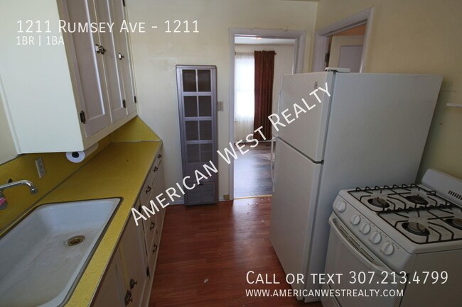 Building Photo - 1211 Rumsey Ave
