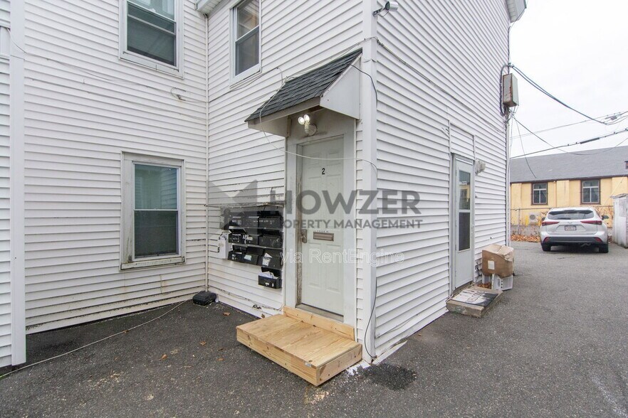 Building Photo - 109 Green St