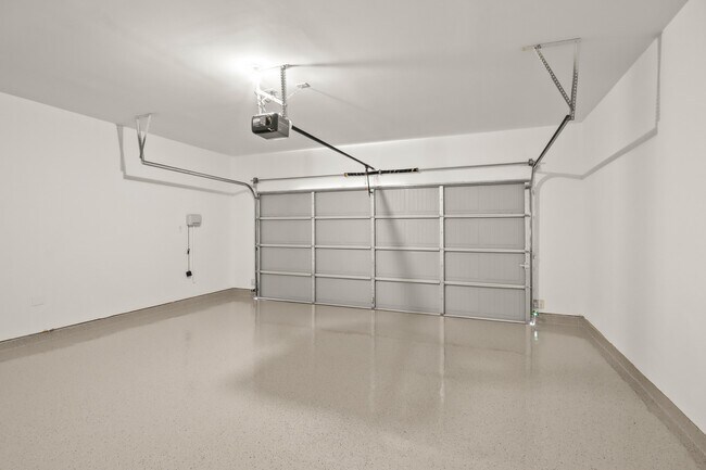 Building Photo - 71 Black Swan Pl