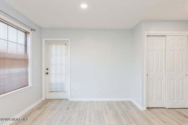 Building Photo - 1101 Stoneridge Cir