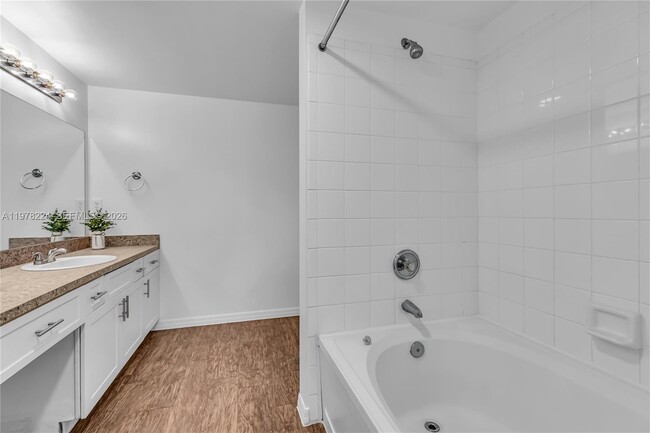 Building Photo - 101 SW 117th Ave