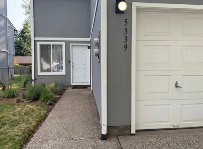 Building Photo - 5339 Baxter Ct SE