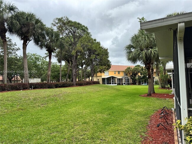 Building Photo - 435 Rainbow Springs Terrace