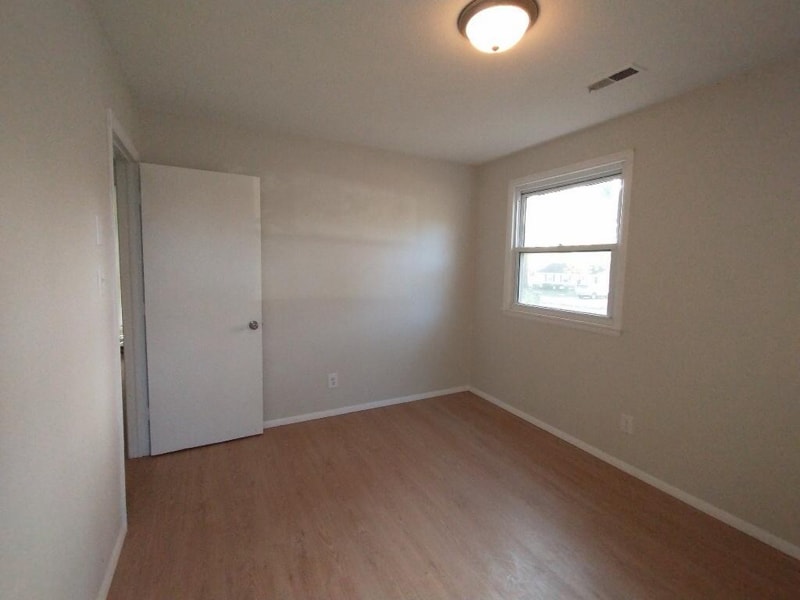 Building Photo - 7411 Griffin Ave