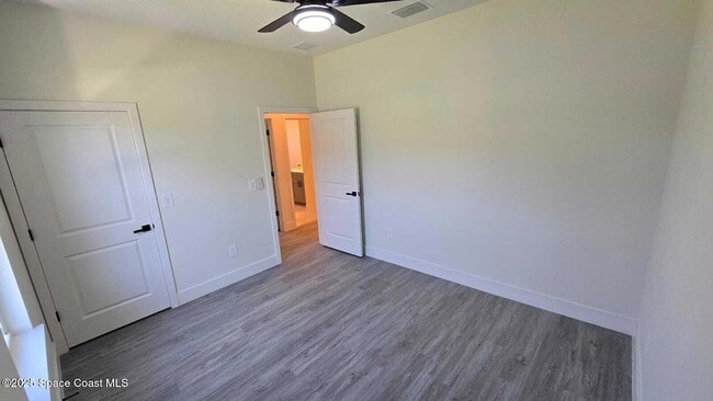 Building Photo - 557 Macon St