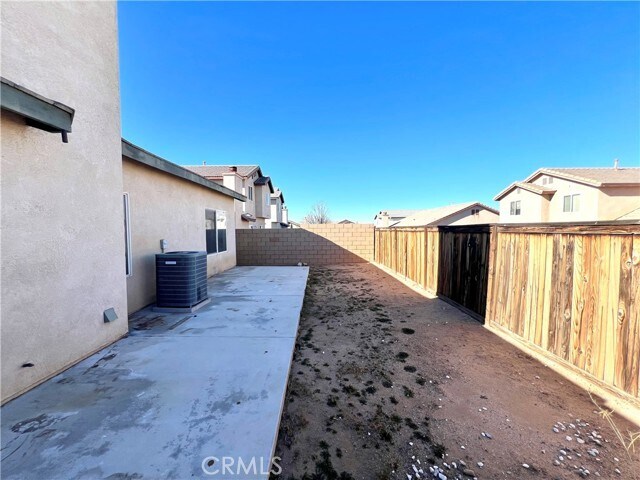 Building Photo - 13561 Fullerton Ln