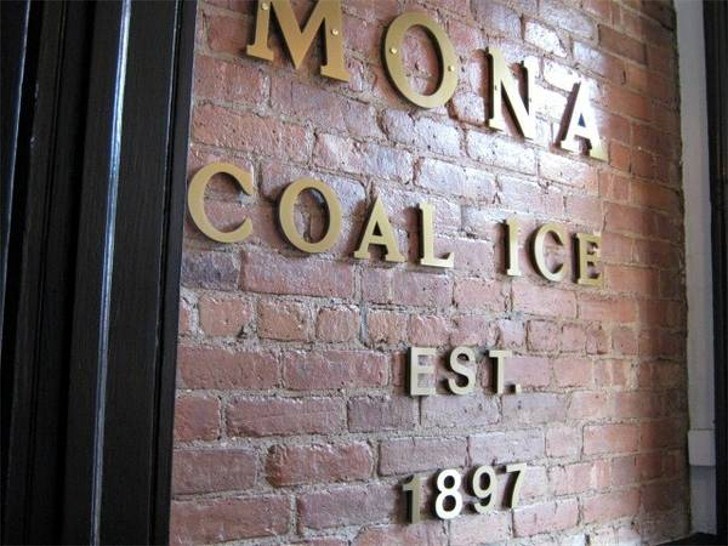 Building Photo - 4910 Vernon Blvd