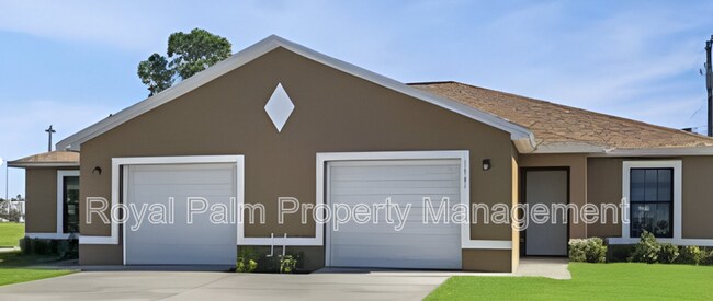 Building Photo - 111 SE 2nd Ave