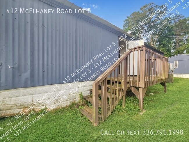 Building Photo - 412 McElhaney Rd