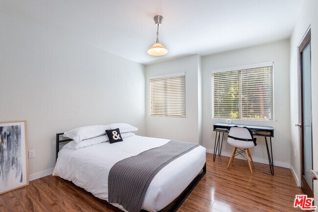 Building Photo - 1620 Malcolm Ave