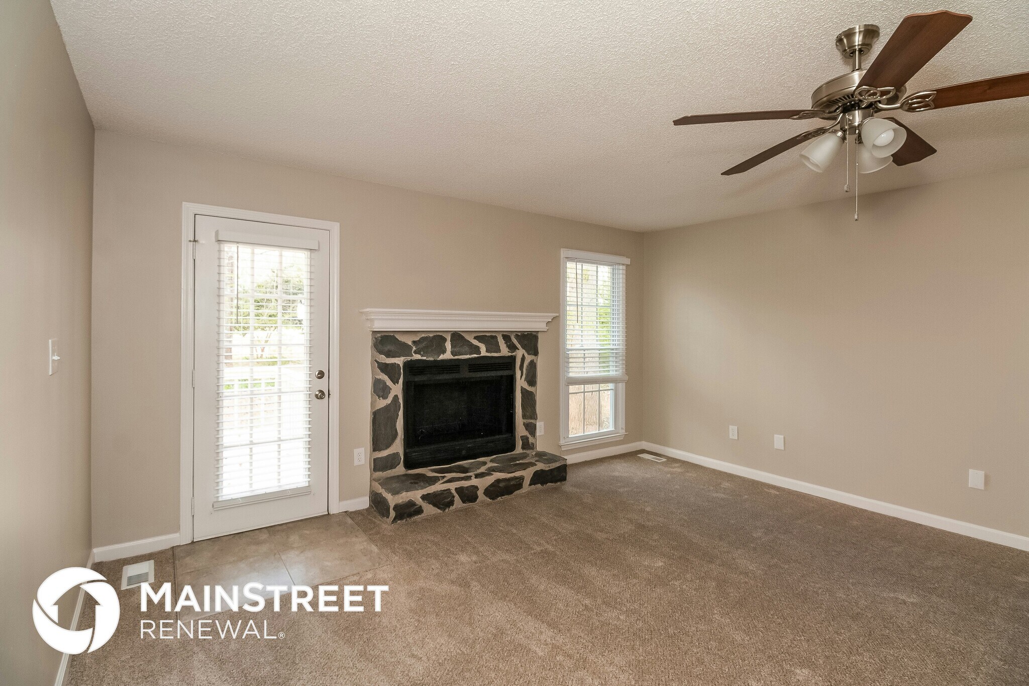 Building Photo - 2968 Rosecommons Dr