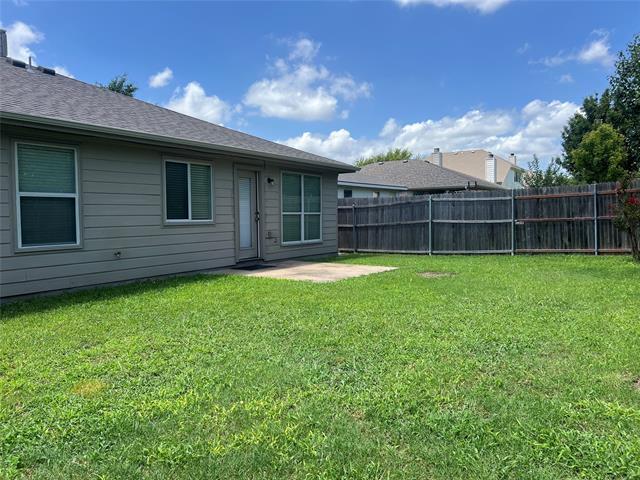 Building Photo - 800 Mahogany Dr