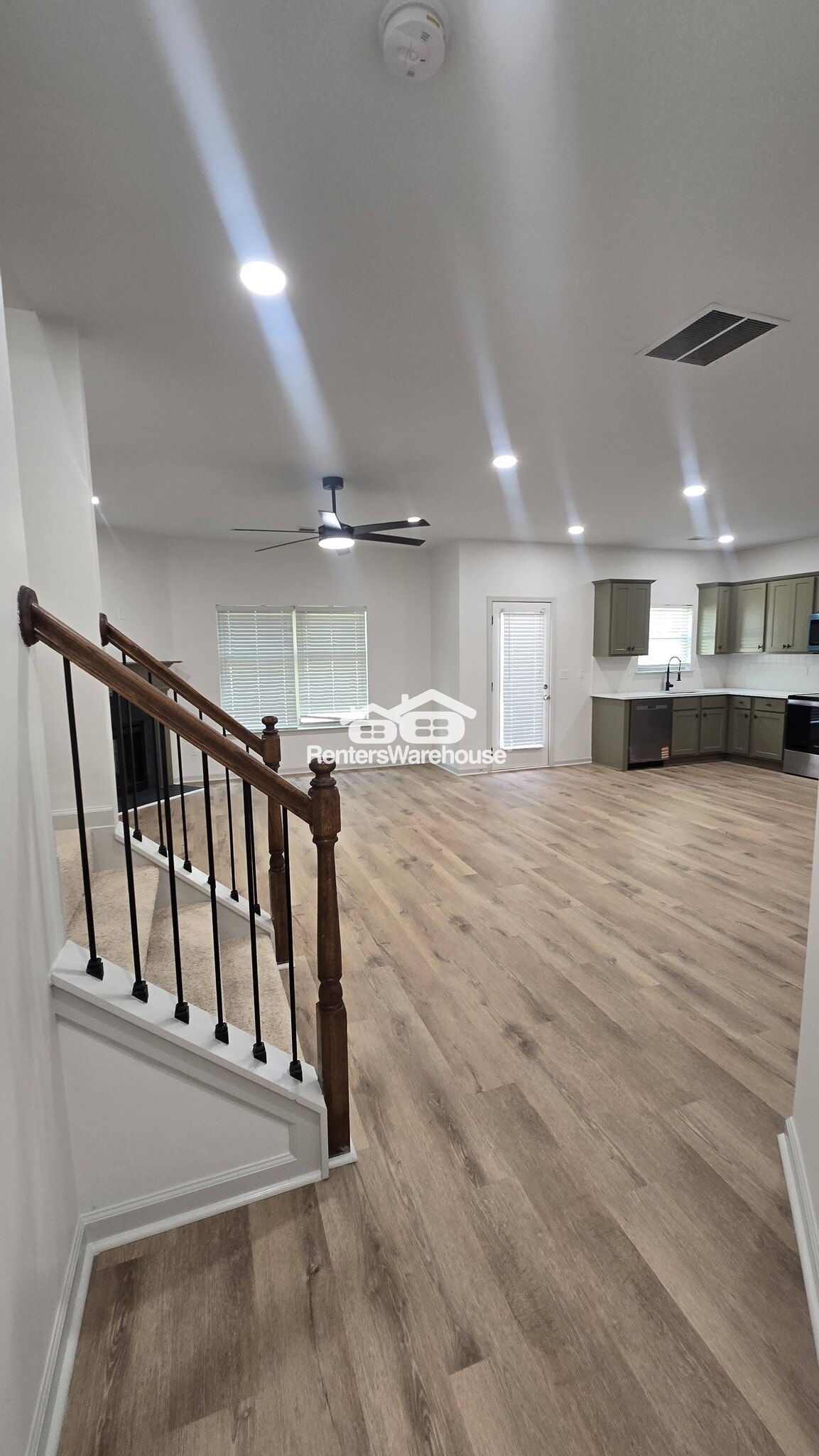 Building Photo - 796 Grenier Terrace NE