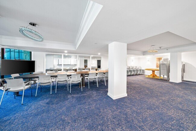 Building Photo - 3560 S Ocean Blvd