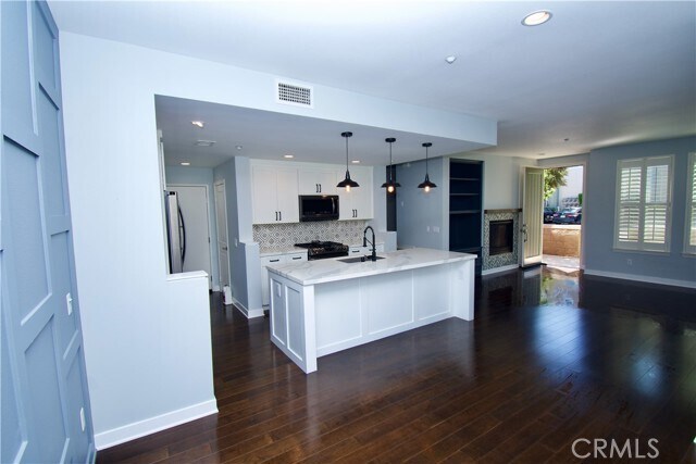 Building Photo - 77 Brownstone Way